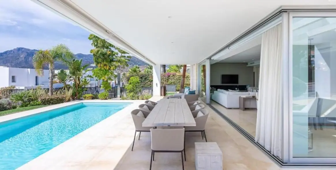 Краткосрочная аренда  отдельно стоящей виллы в Río Real 3