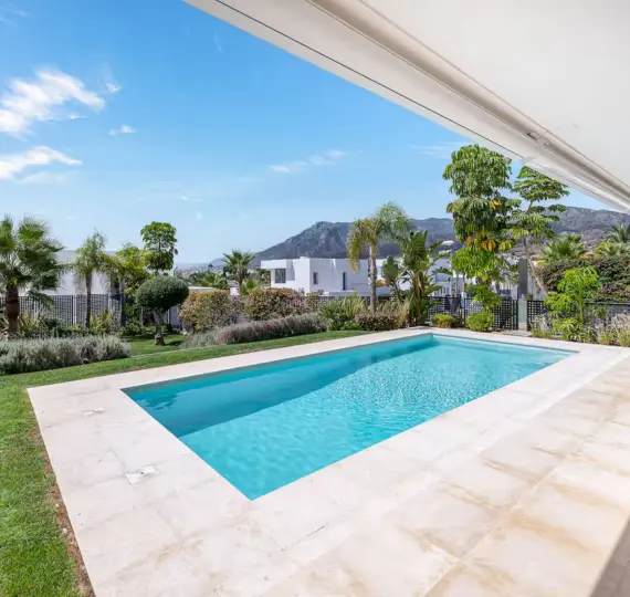 Краткосрочная аренда  отдельно стоящей виллы в Río Real