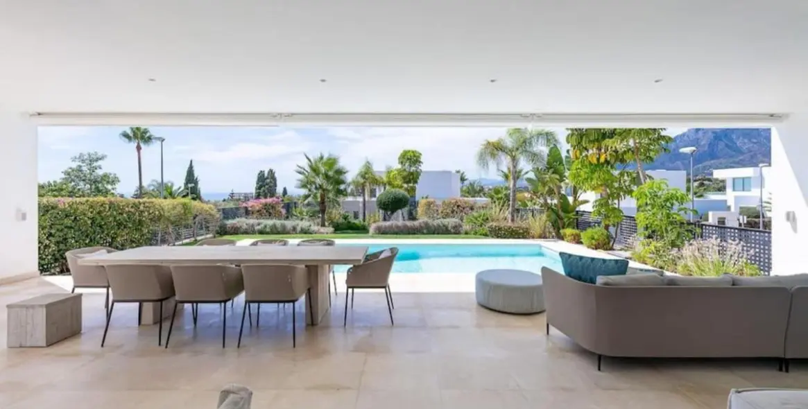 Краткосрочная аренда  отдельно стоящей виллы в Río Real 9