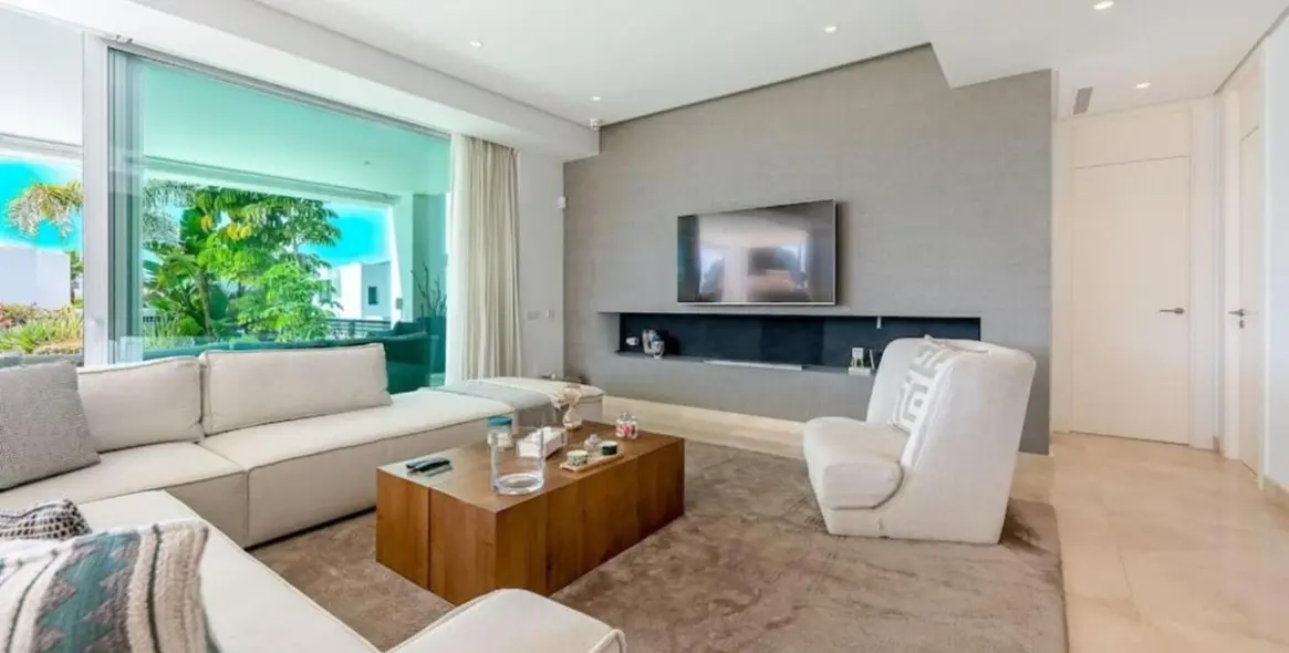 Краткосрочная аренда  отдельно стоящей виллы в Río Real 18