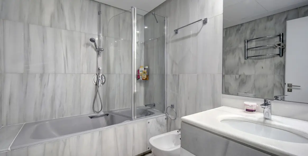 Short-term rent of middle floor apartment in Nueva Andalucía 13