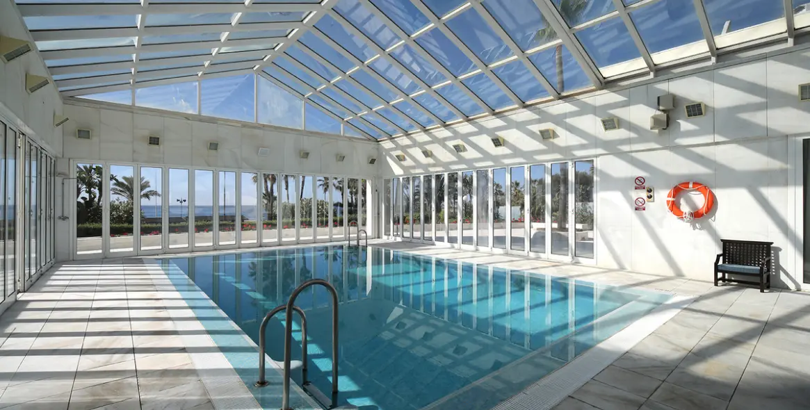 Short-term rent of middle floor apartment in Nueva Andalucía 22