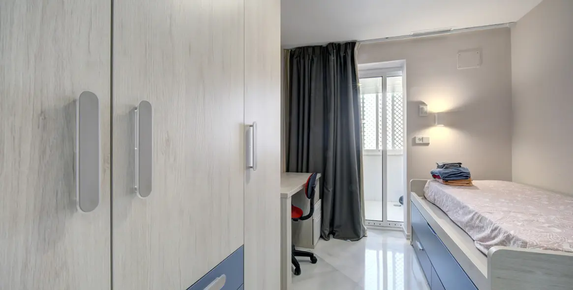 Short-term rent of middle floor apartment in Nueva Andalucía 16