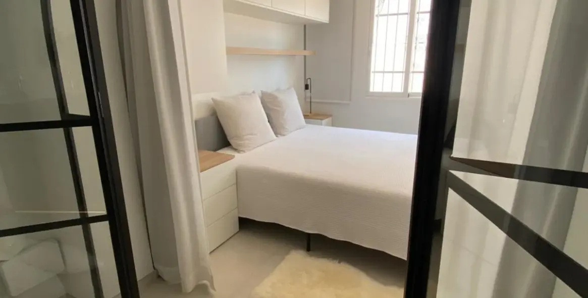 Alquiler a corto plazo de villa independiente en Nueva Andalucía 10