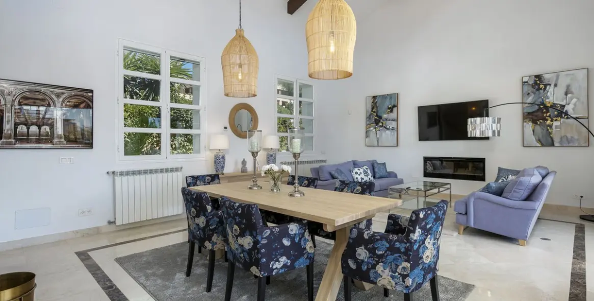 Краткосрочная аренда таунхауса в Elviria 3