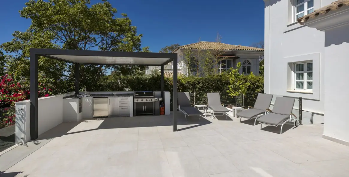 Краткосрочная аренда таунхауса в Elviria 14