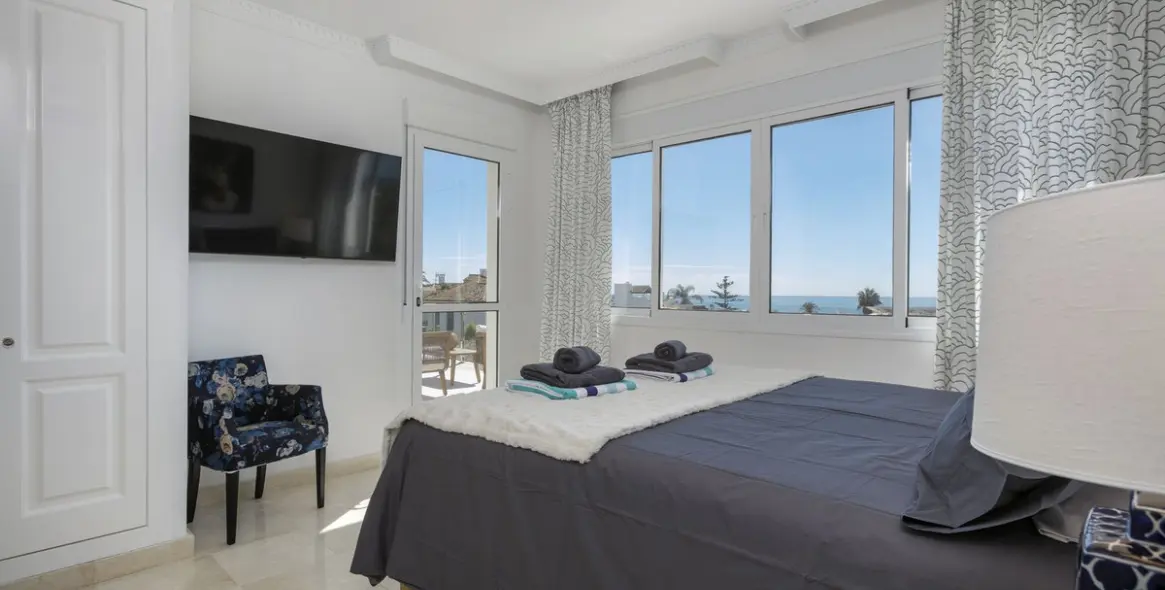 Alquiler a corto plazo de adosado en Elviria 21