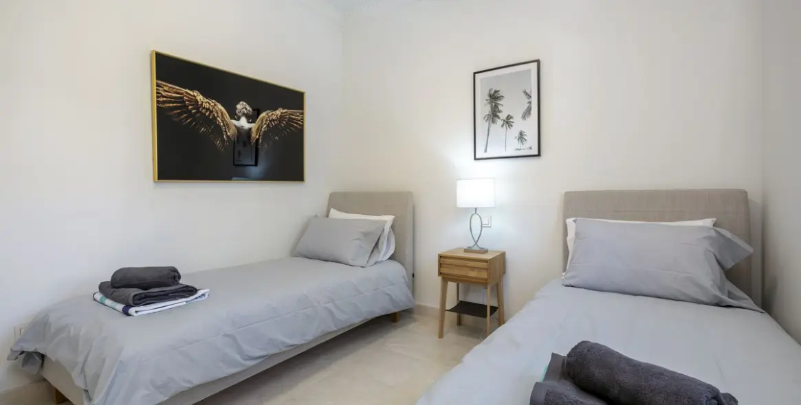 Alquiler a corto plazo de adosado en Elviria 24