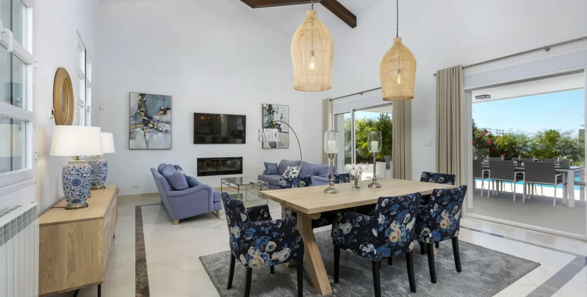 Alquiler a corto plazo de adosado en Elviria 27