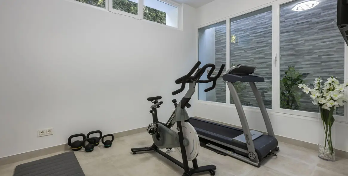 Alquiler a corto plazo de adosado en Elviria 34