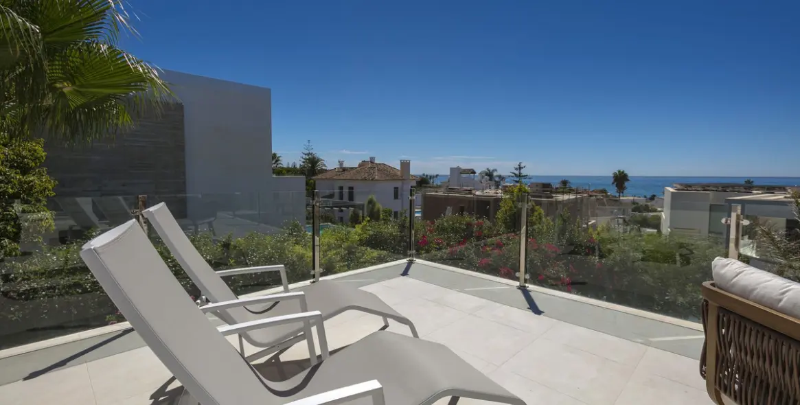 Alquiler a corto plazo de adosado en Elviria 42