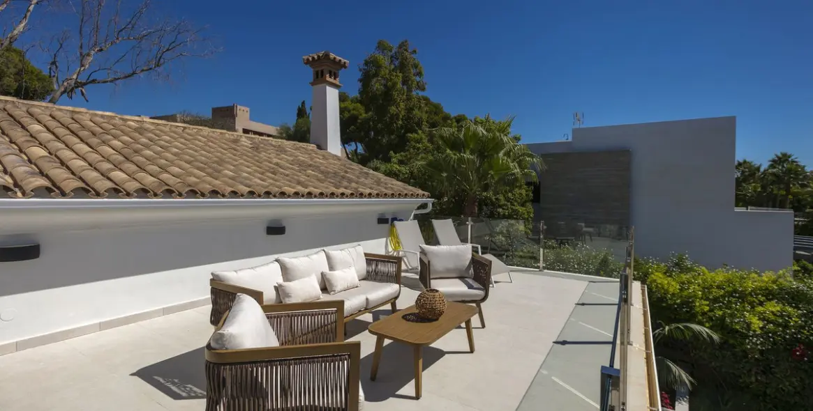 Alquiler a corto plazo de adosado en Elviria 51