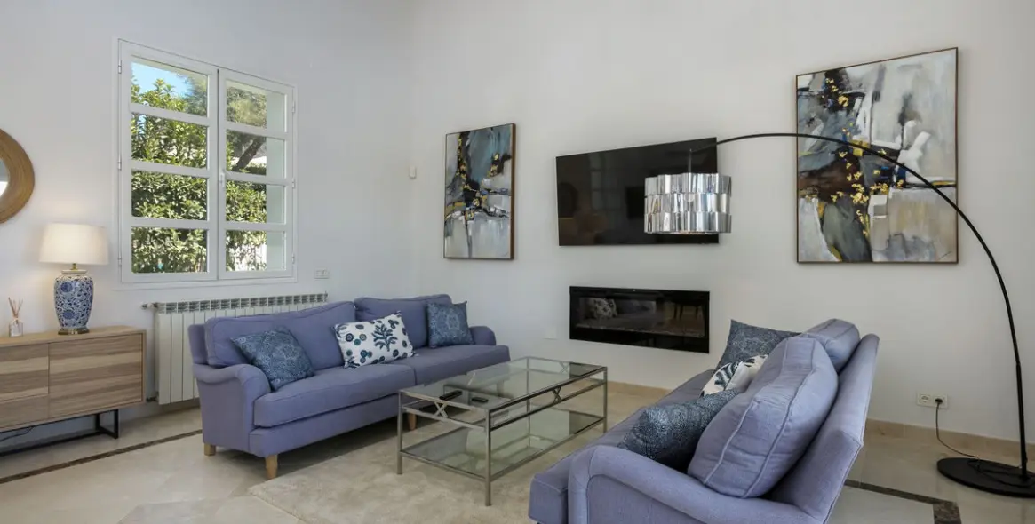 Alquiler a corto plazo de adosado en Elviria 53