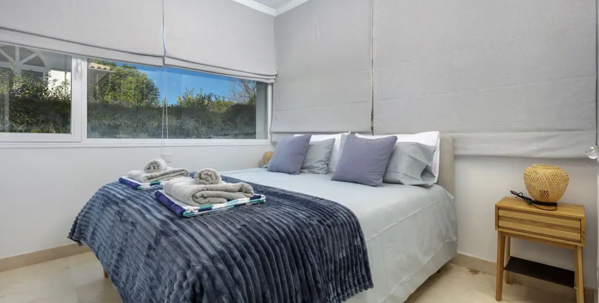 Alquiler a corto plazo de adosado en Elviria 55