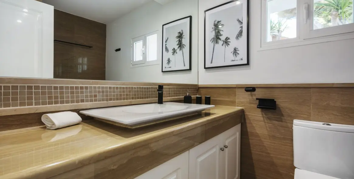 Alquiler a corto plazo de adosado en Elviria 61