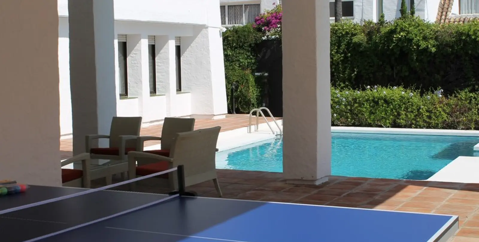 Alquiler a corto plazo de villa independiente en Puerto Banús 14
