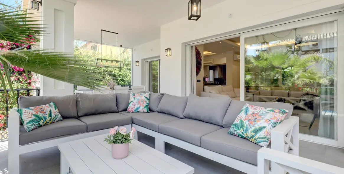 Краткосрочная аренда  отдельно стоящей виллы в Cabopino 8