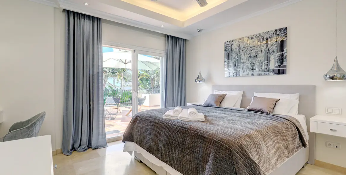 Краткосрочная аренда  отдельно стоящей виллы в Cabopino 12