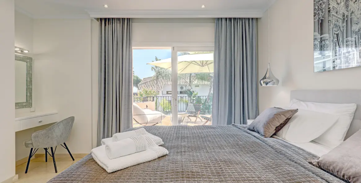 Краткосрочная аренда  отдельно стоящей виллы в Cabopino 16