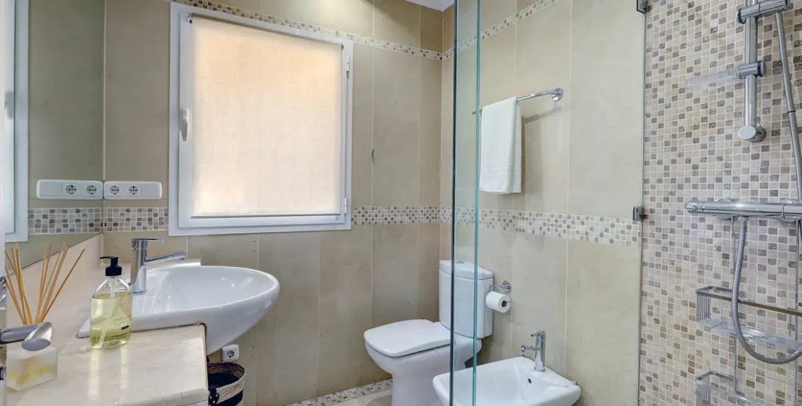 Краткосрочная аренда  отдельно стоящей виллы в Cabopino 23