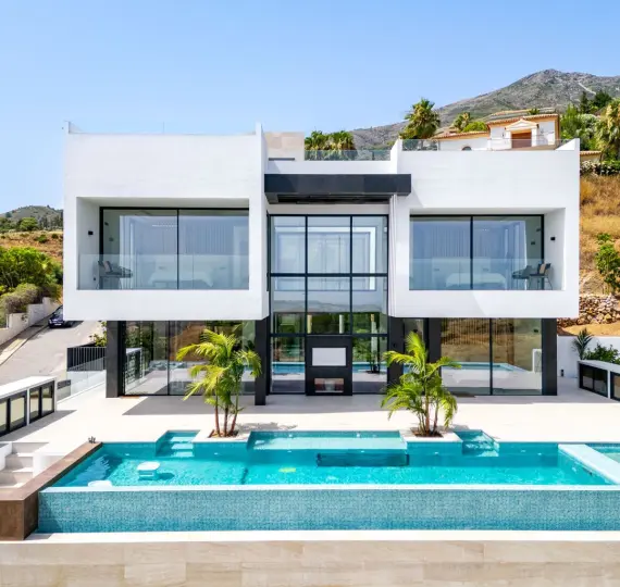 Краткосрочная аренда  отдельно стоящей виллы в Mijas