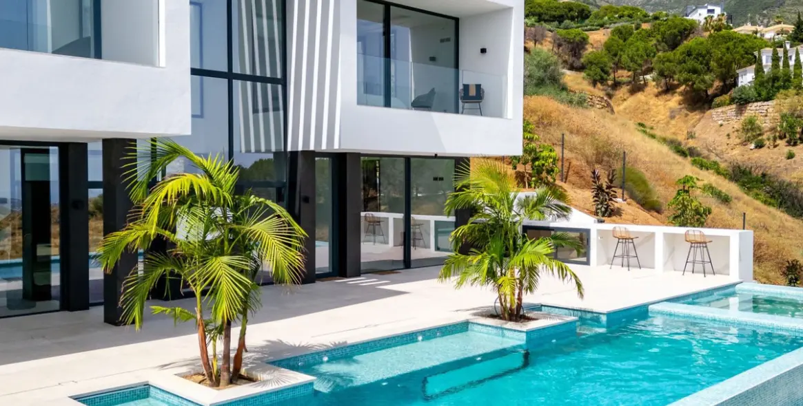 Alquiler a corto plazo de villa independiente en Mijas 2