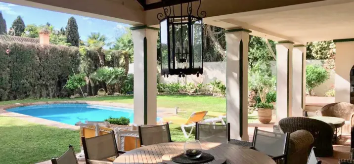 Short-term rent of detached villa in Guadalmina Baja 0