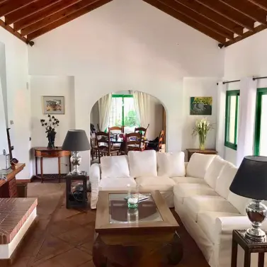 Short-term rent of detached villa in Guadalmina Baja