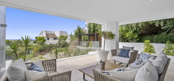 Short-term rent of detached villa in Benahavís 1