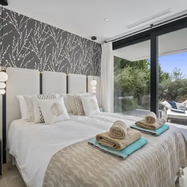 Short-term rent of detached villa in Benahavís