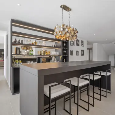 Short-term rent of detached villa in Benahavís