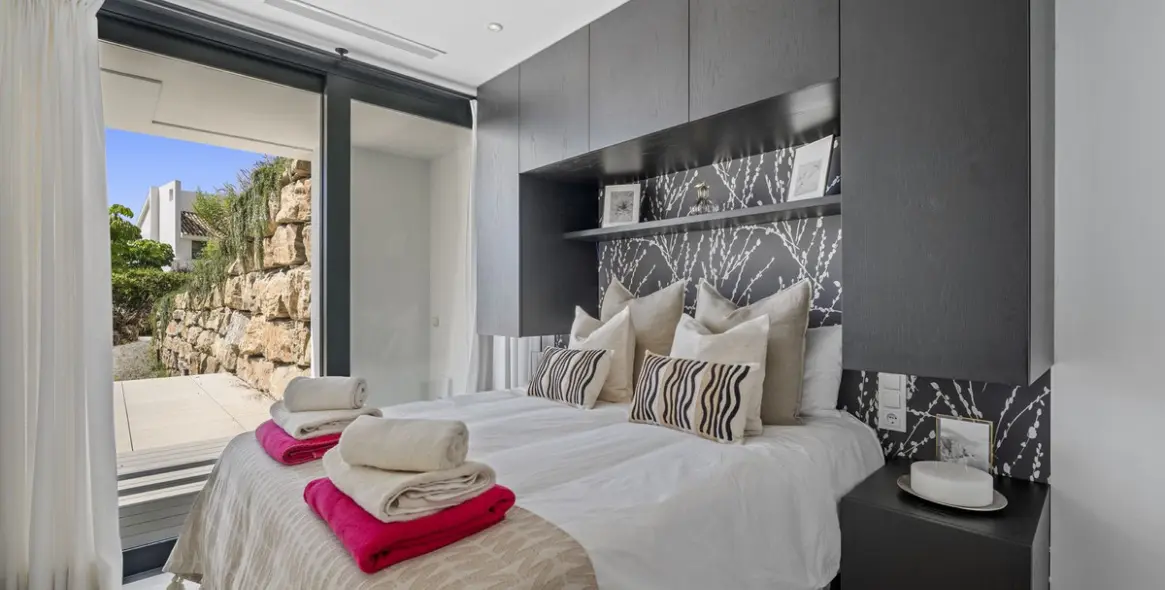 Short-term rent of detached villa in Benahavís 26