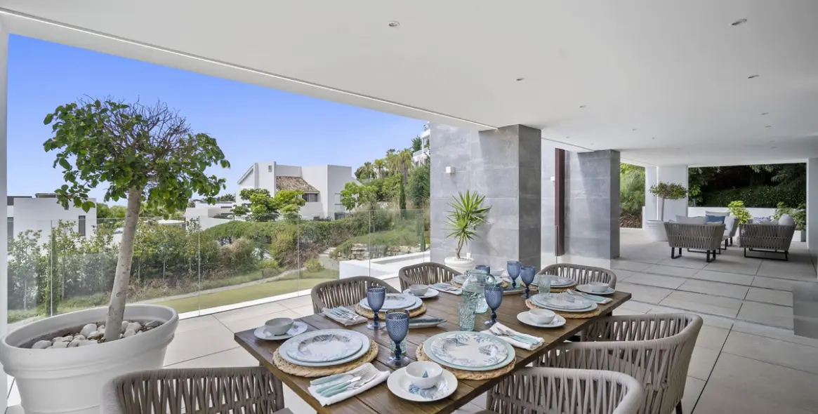 Short-term rent of detached villa in Benahavís 32