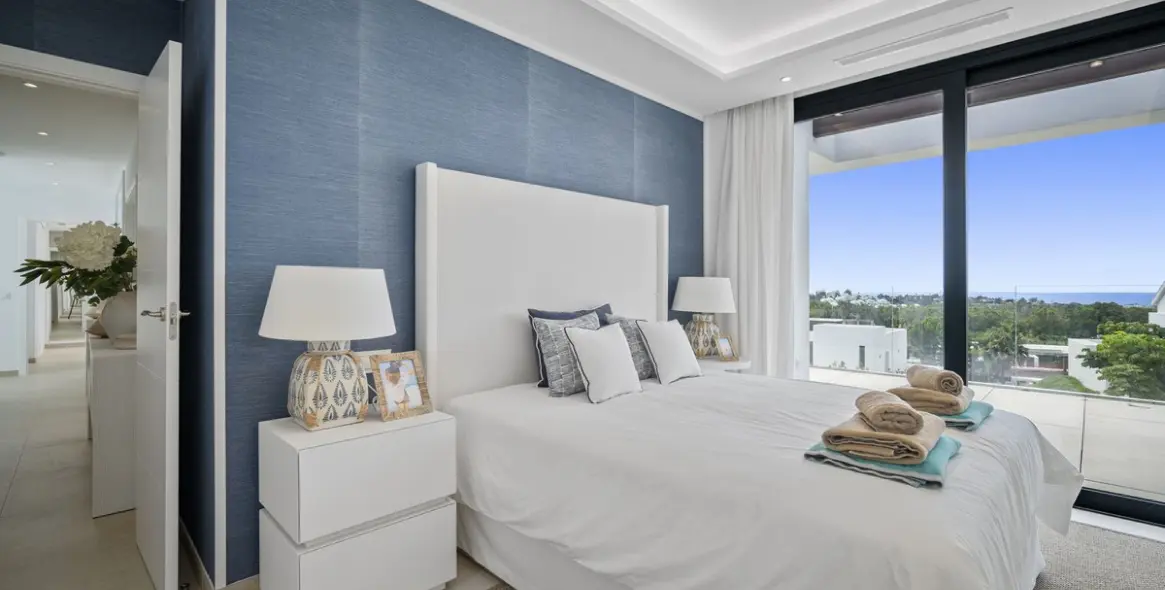 Short-term rent of detached villa in Benahavís 34