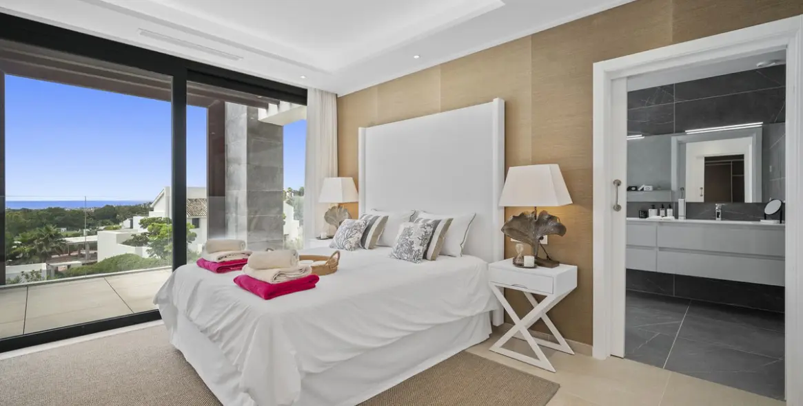 Short-term rent of detached villa in Benahavís 38