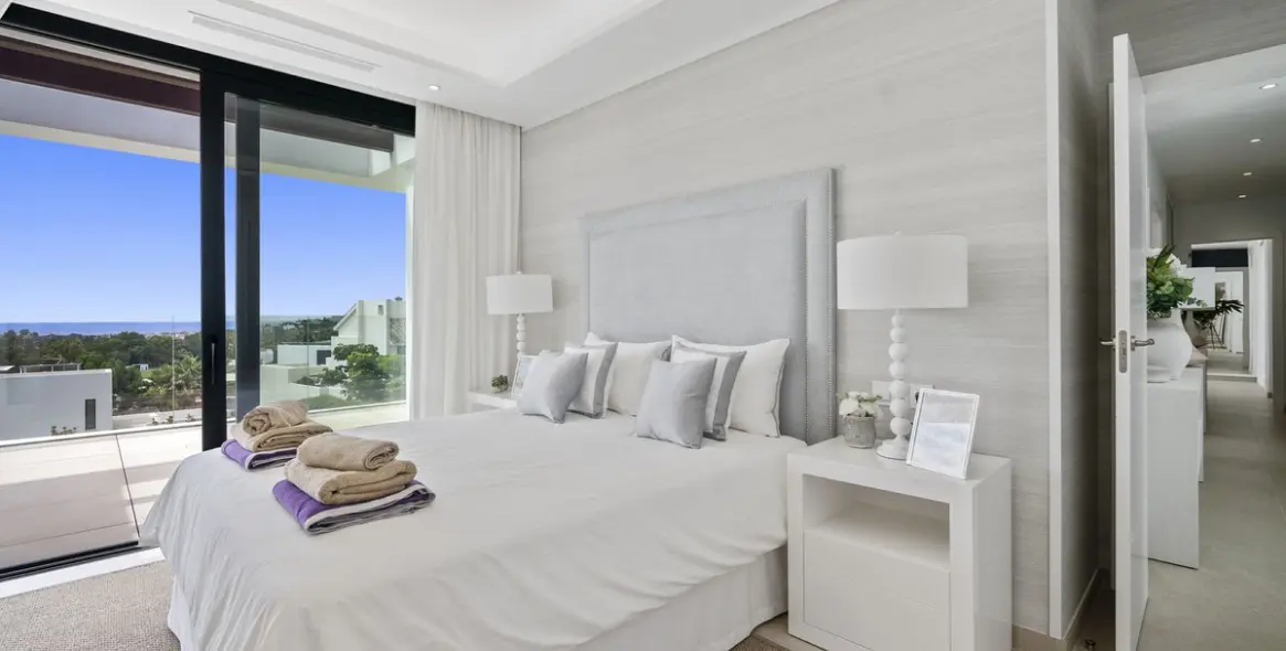 Short-term rent of detached villa in Benahavís 42