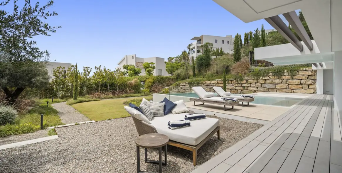 Short-term rent of detached villa in Benahavís 44