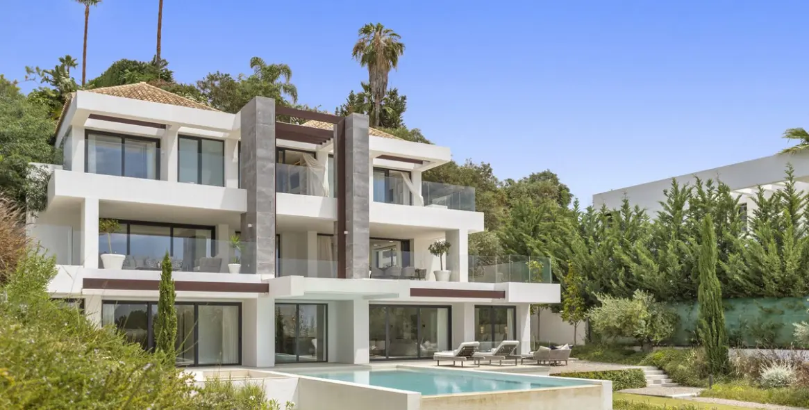 Short-term rent of detached villa in Benahavís 51