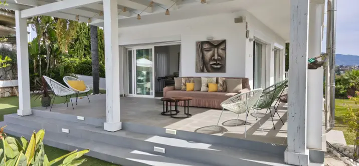 Short-term rent of detached villa in Atalaya 2