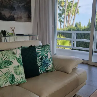 Short-term rent of detached villa in Atalaya