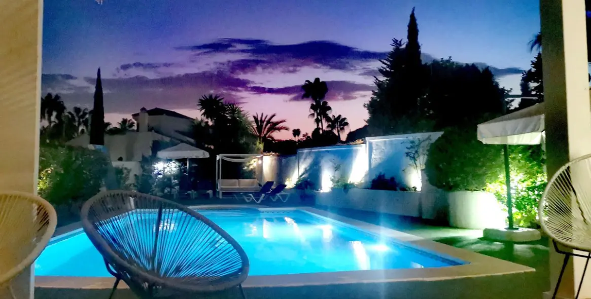Short-term rent of detached villa in Atalaya 12