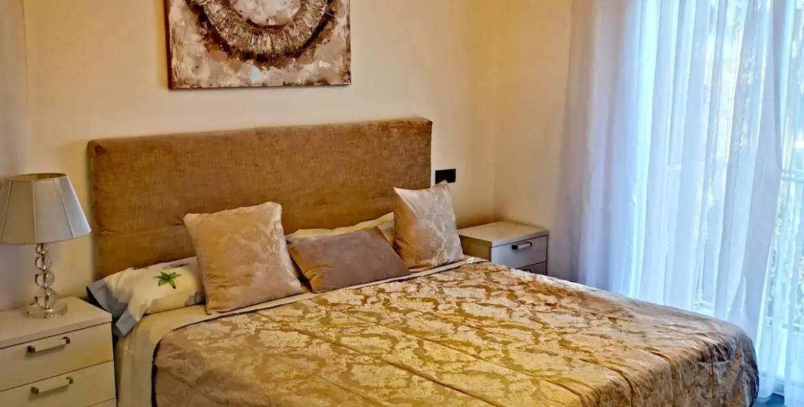 Short-term rent of detached villa in Atalaya 13