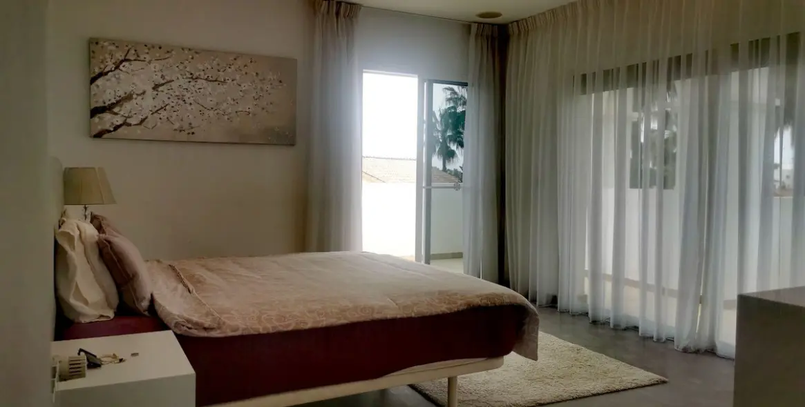 Short-term rent of detached villa in Atalaya 20
