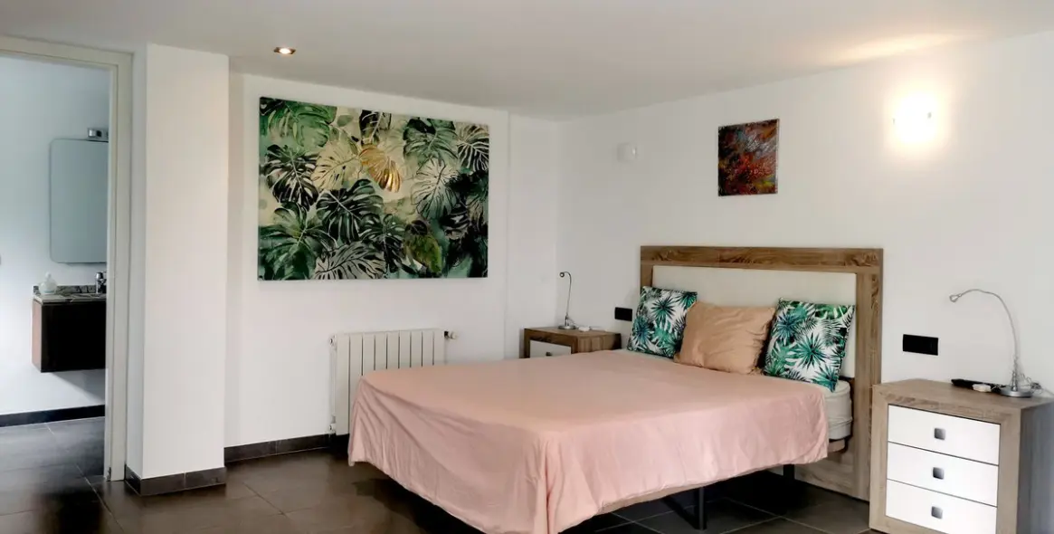 Short-term rent of detached villa in Atalaya 23