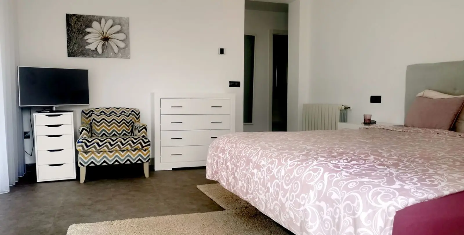 Short-term rent of detached villa in Atalaya 21