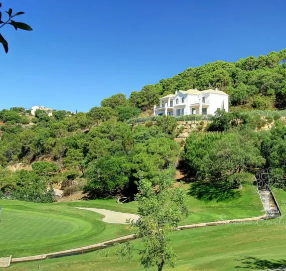 Краткосрочная аренда  отдельно стоящей виллы в Benahavís