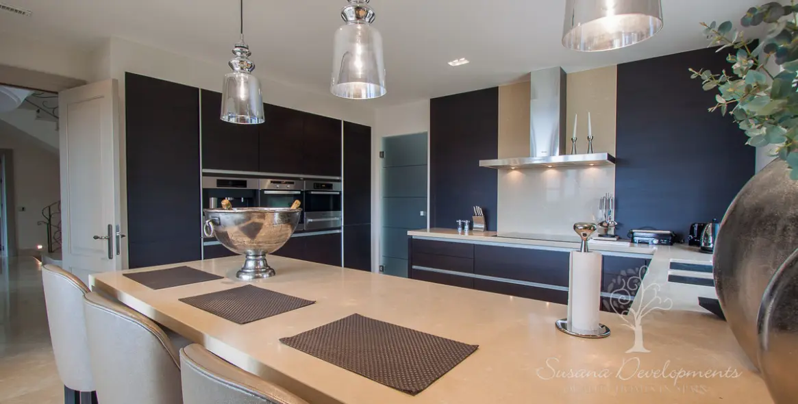 Краткосрочная аренда  отдельно стоящей виллы в Benahavís 13