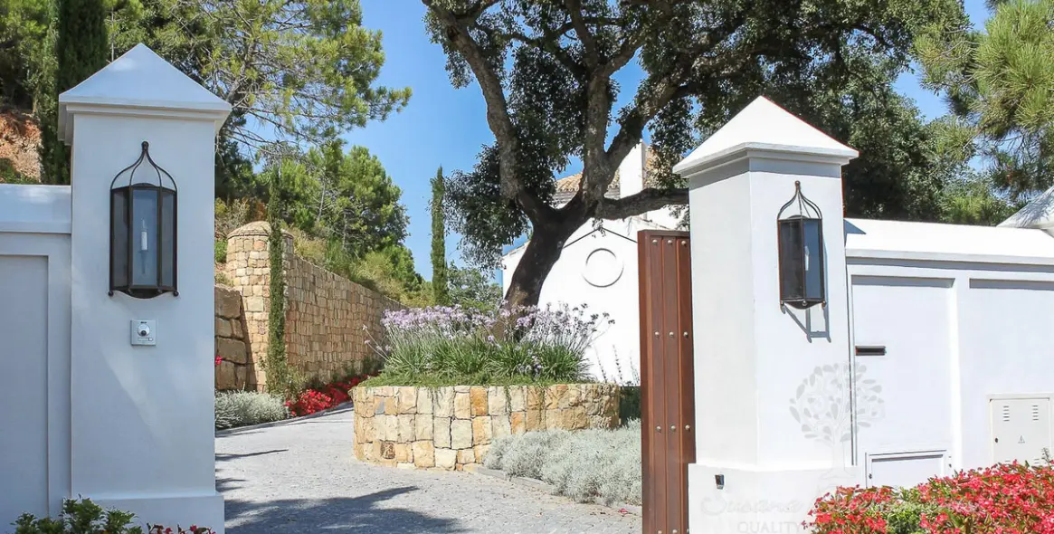 Краткосрочная аренда  отдельно стоящей виллы в Benahavís 17