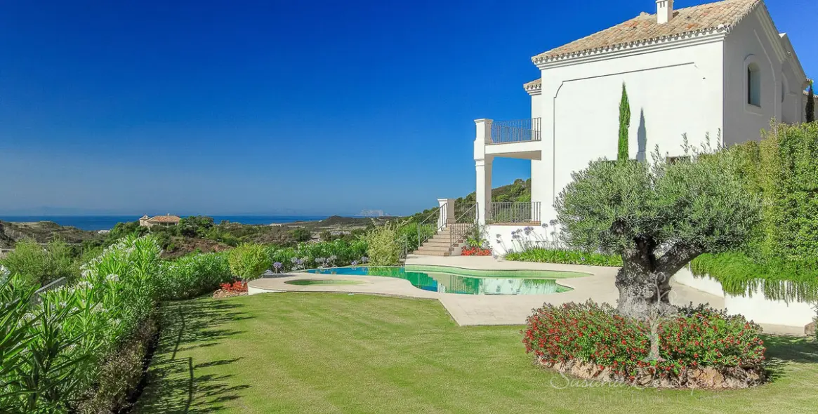 Short-term rent of detached villa in Benahavís 12