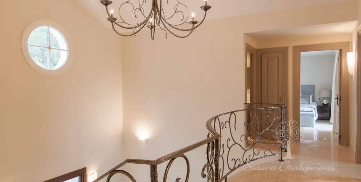 Short-term rent of detached villa in Benahavís 26